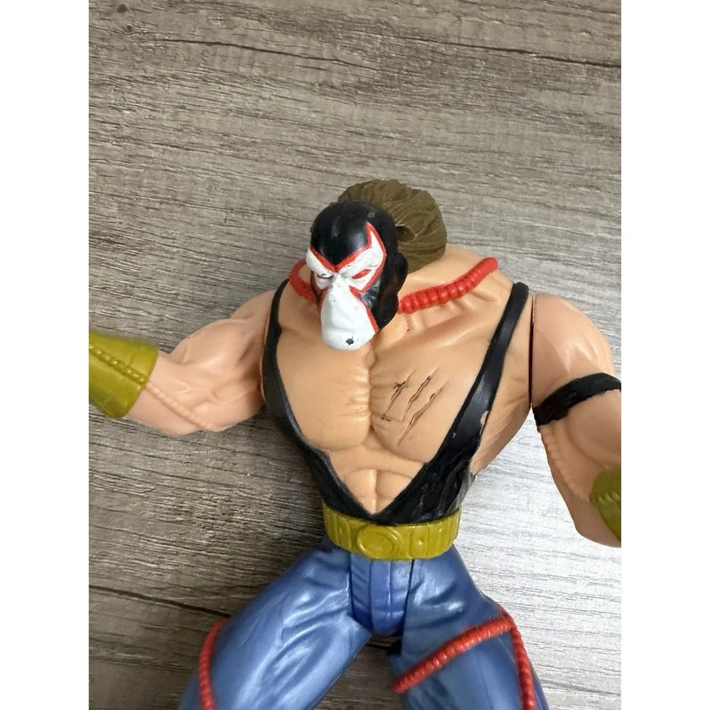 Vintage 1997 DC Batman Legend Dark Knight Lethal Impact Bane 8